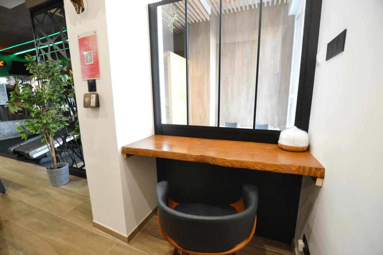 Capsule Wellness - Sauna - Balneo - Machine De Sport Privatif - Ps5 - 2 Chambres Valenciennes Kültér fotó