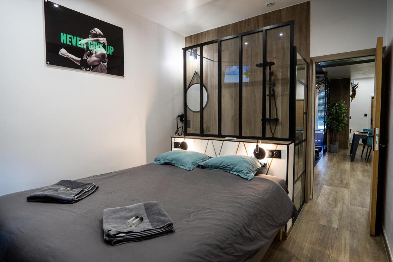 Capsule Wellness - Sauna - Balneo - Machine De Sport Privatif - Ps5 - 2 Chambres Valenciennes Kültér fotó